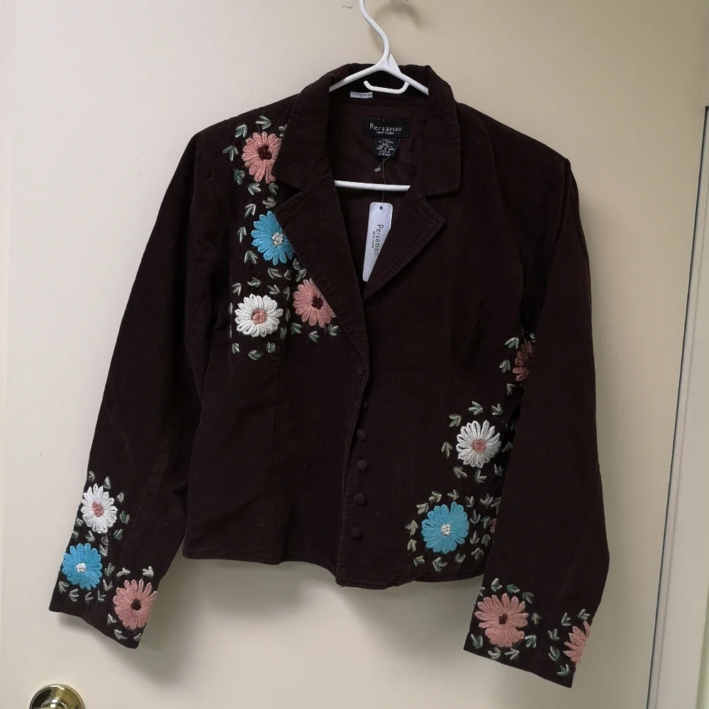 Blazer - Picture 1 of 7